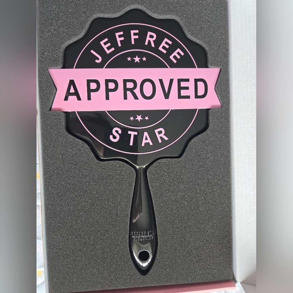 Jeffree star mirror